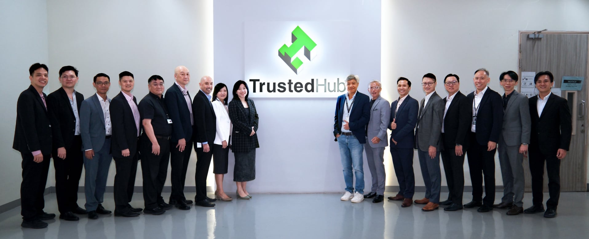TrustedHub and FUJIFILM Business Innovation teams at the data factory launch